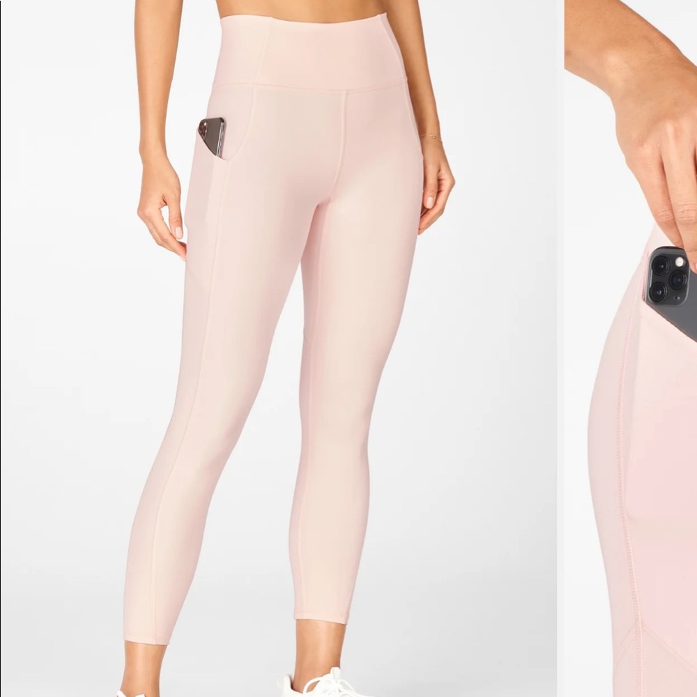 Fabletics Mesh Pocket 7/8 Leggings